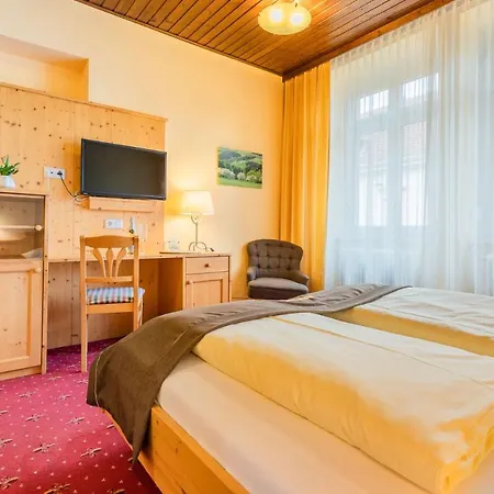 Hotel Post Hoenigwirt Kirchschlag in der Buckligen Welt Exteriér fotografie